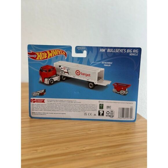 Hot Wheels Target Delivery Truck with Shopping Cart 1:64 - Picture 6 of 7